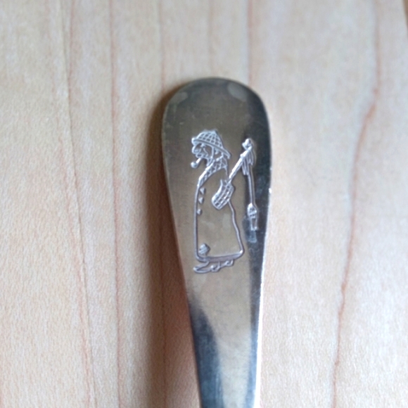 Vtg FISHERMENS GROTTO No.9 Collectors Spoon - Picture 4 of 12